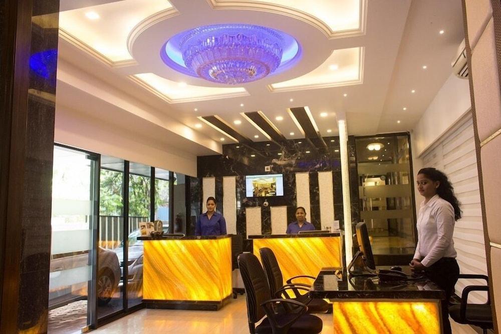 Jyoti Dwelling Hotel Мумбаї Екстер'єр фото