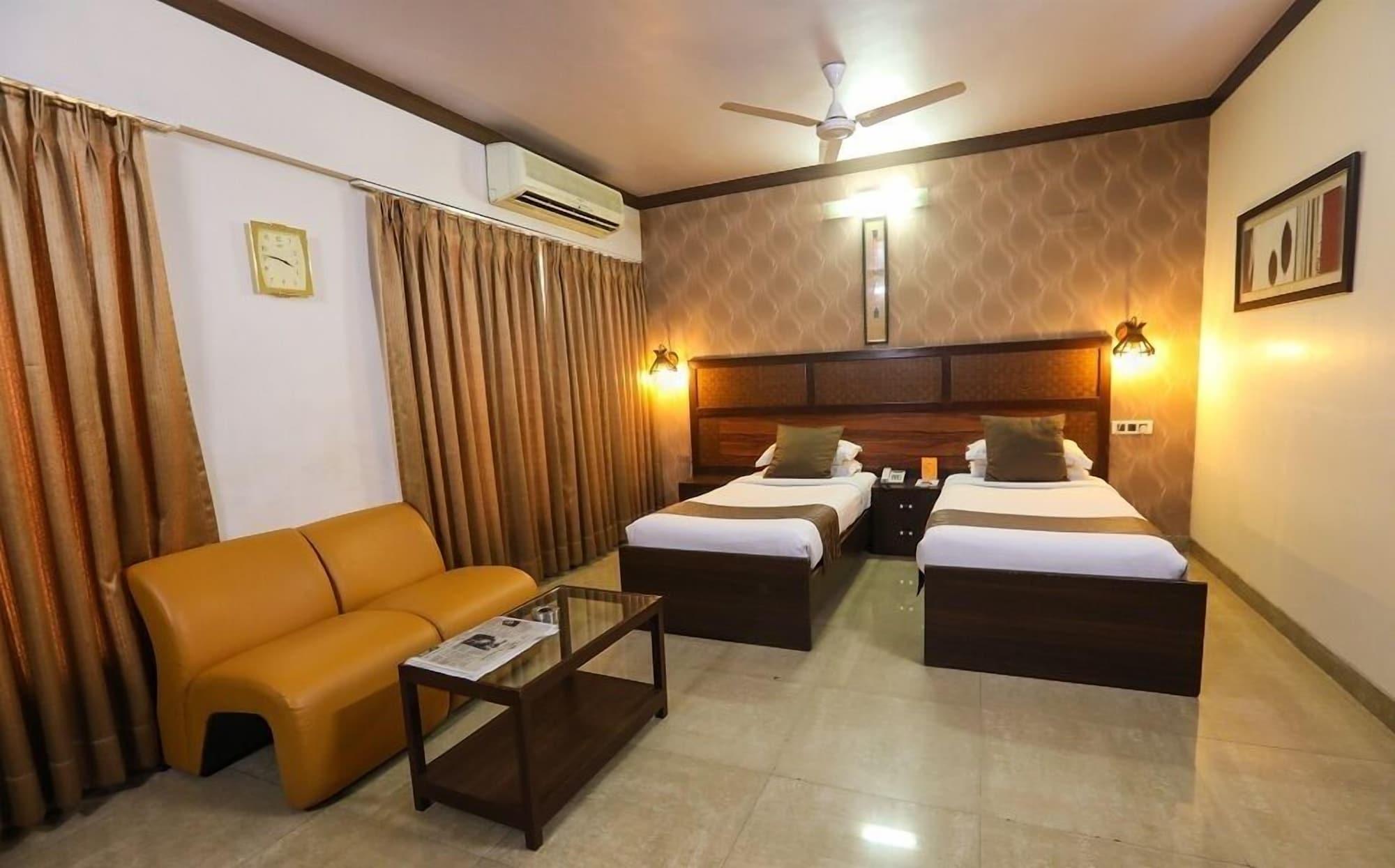 Jyoti Dwelling Hotel Мумбаї Екстер'єр фото