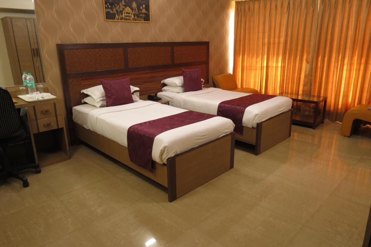 Jyoti Dwelling Hotel Мумбаї Екстер'єр фото